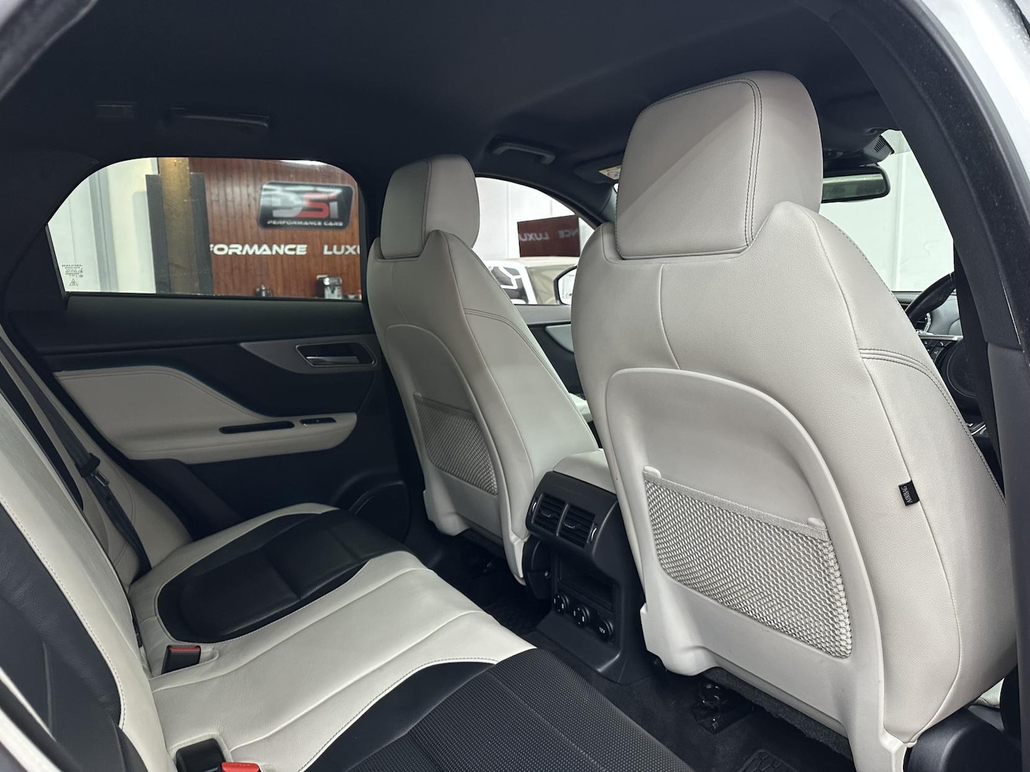 Used Jaguar F-Pace 2017 for sale - 77228523: Photo 25