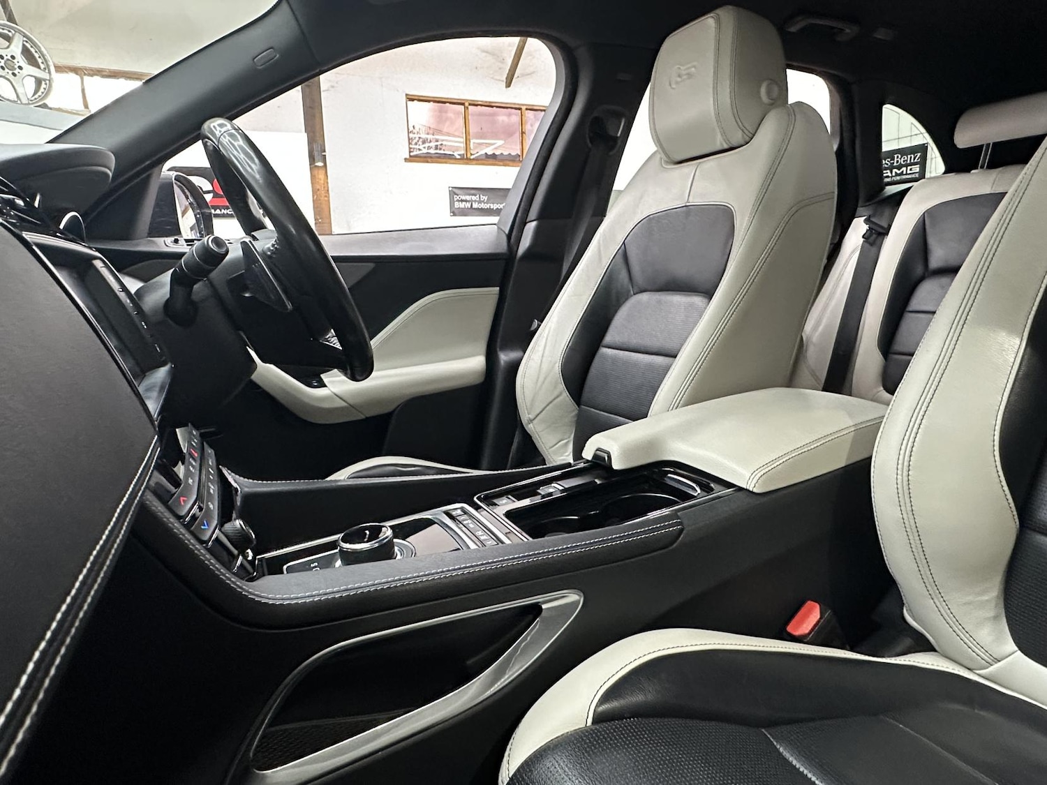 Used Jaguar F-Pace 2017 for sale - 77228523: Photo 37