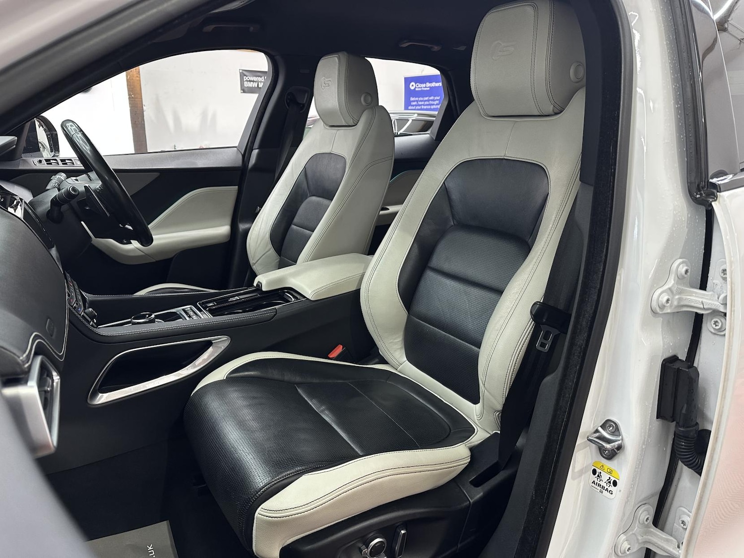 Used Jaguar F-Pace 2017 for sale - 77228523: Photo 39