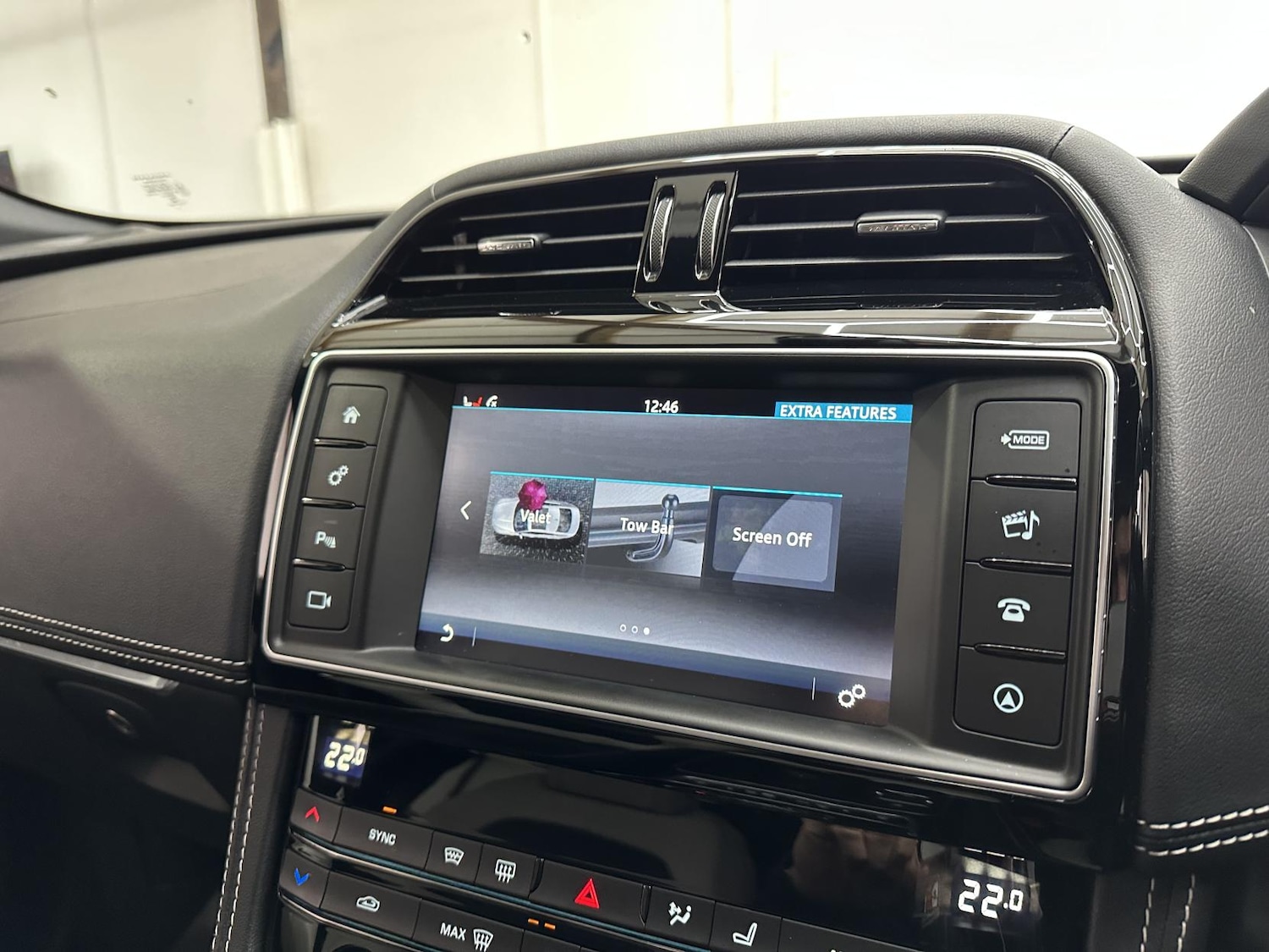 Used Jaguar F-Pace 2017 for sale - 77228523: Photo 46