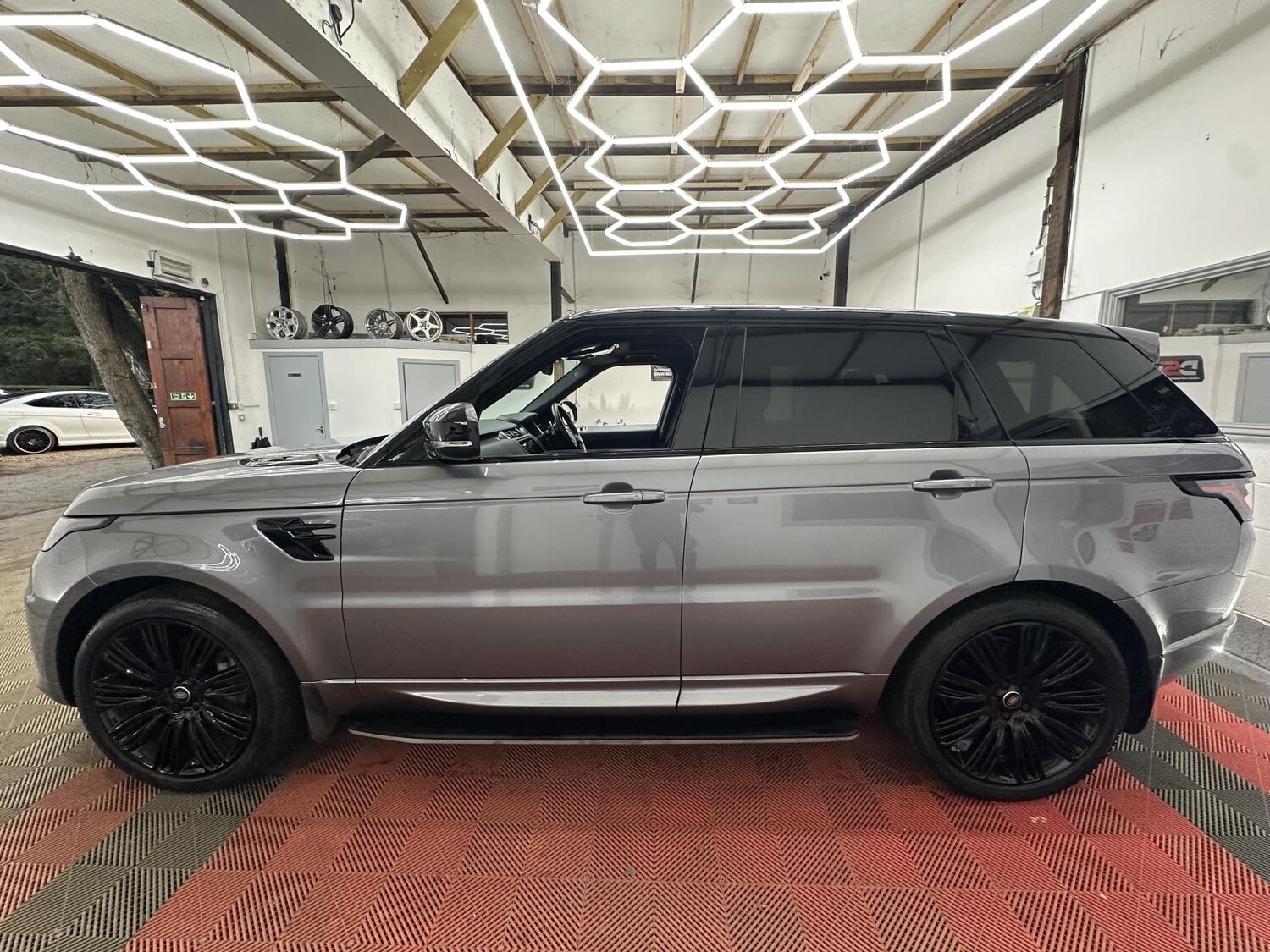 Used Land Rover Range Rover Sport 2020 for sale - 77891840: Photo 13
