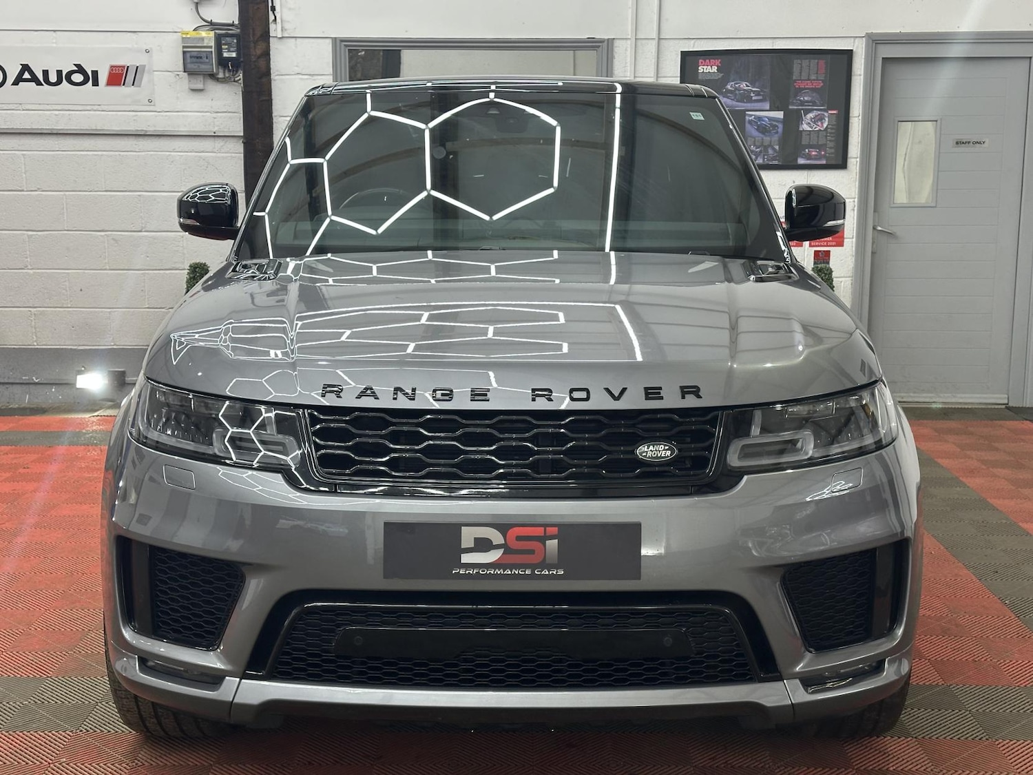 Used Land Rover Range Rover Sport 2020 for sale - 77891840: Photo 2