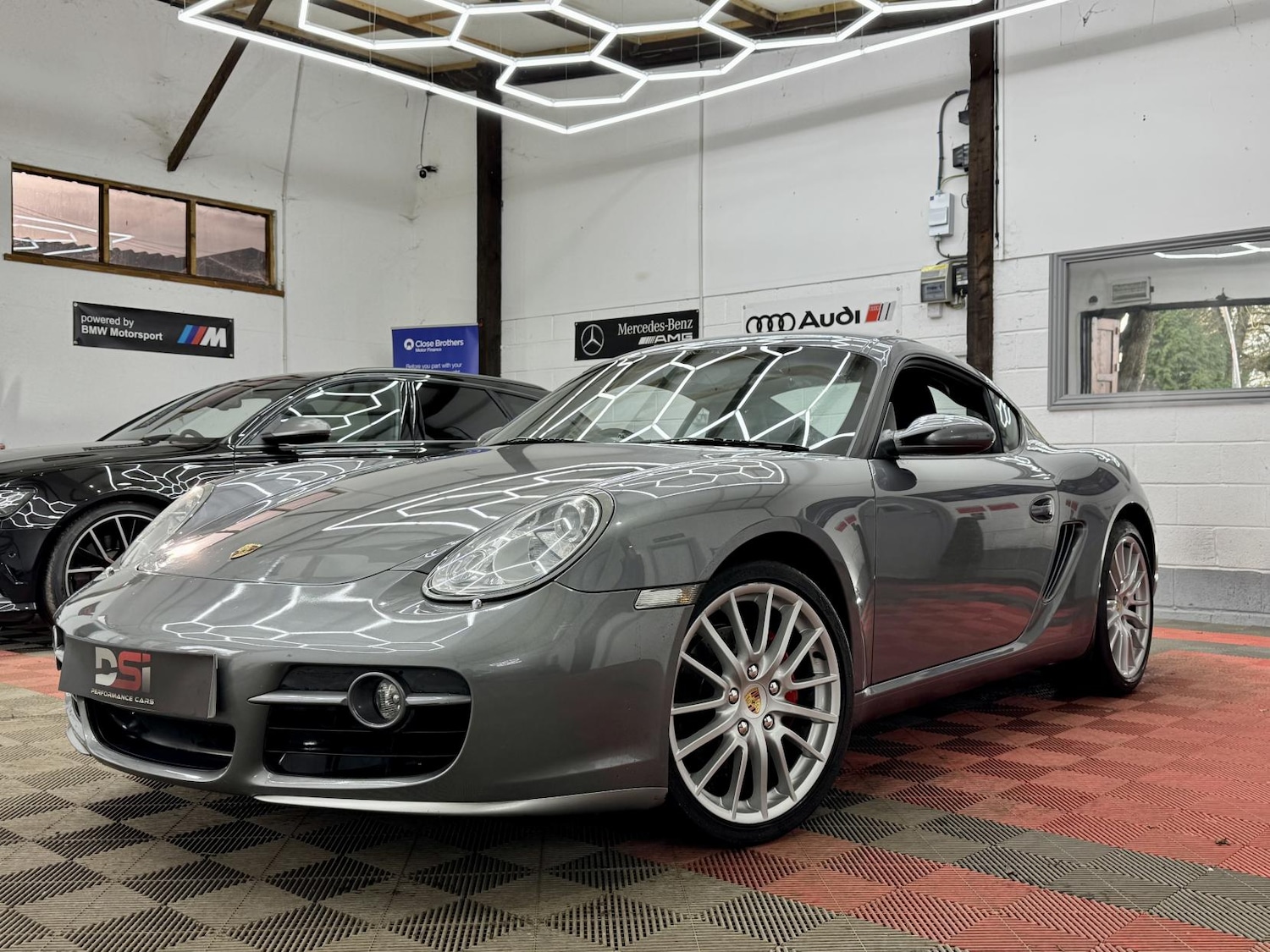 Used Porsche Cayman 2006 for sale - 77312464: Photo 3
