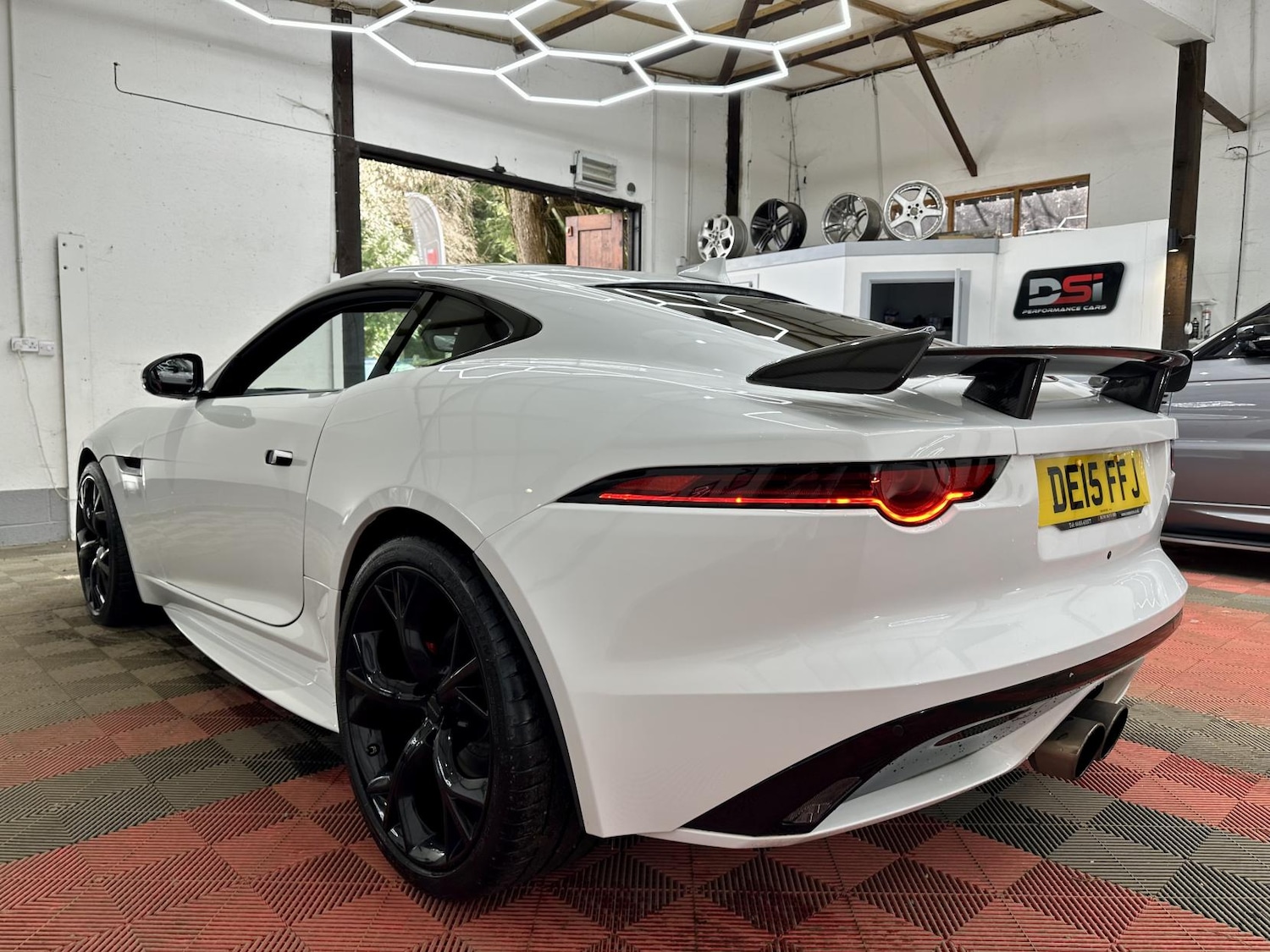 Used Jaguar F-Type 2015 for sale - 77833755: Photo 16