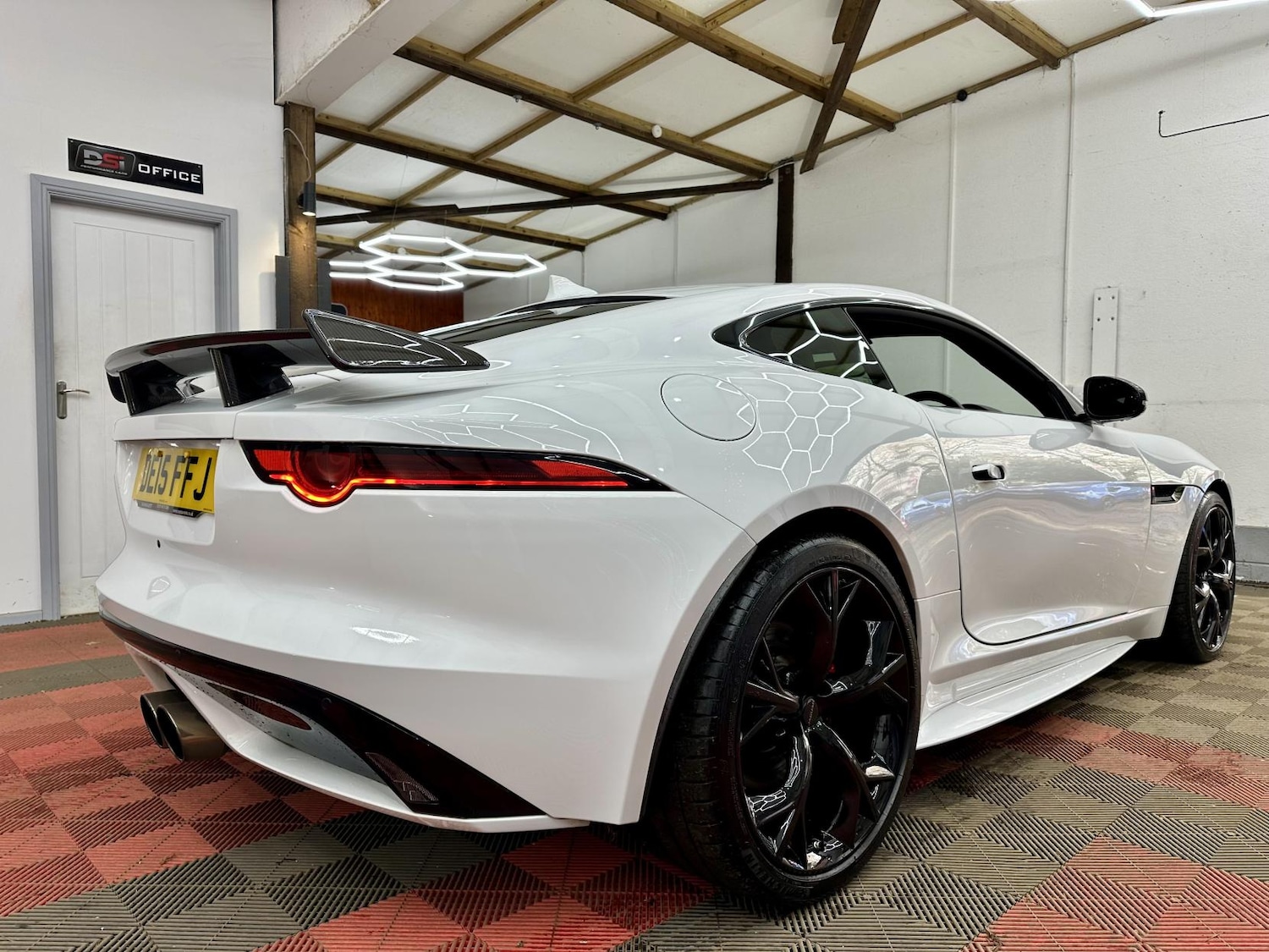 Used Jaguar F-Type 2015 for sale - 77833755: Photo 21