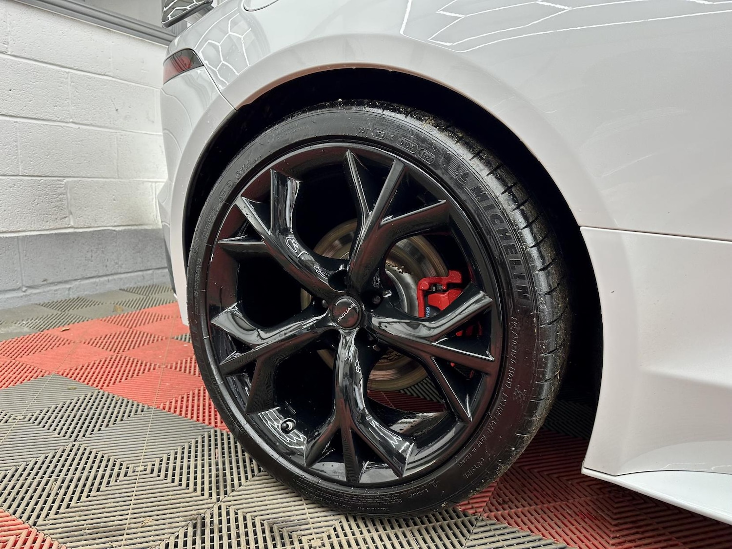 Used Jaguar F-Type 2015 for sale - 77833755: Photo 24