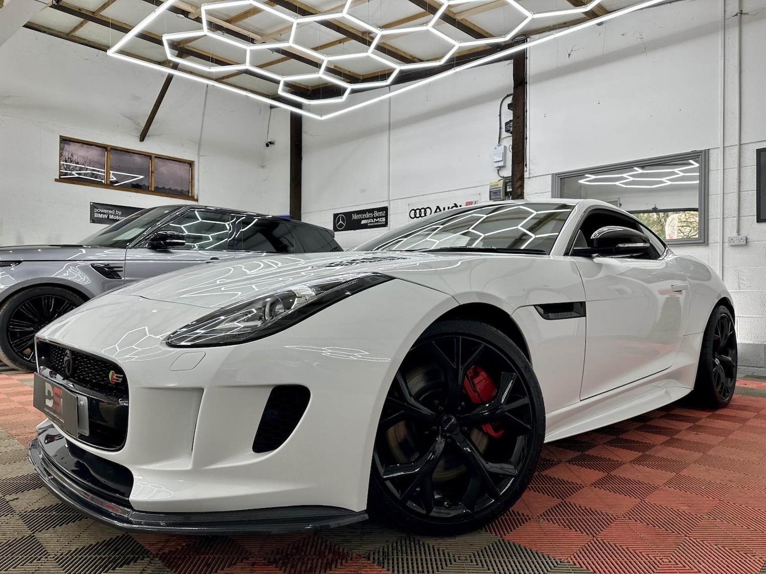 Used Jaguar F-Type 2015 for sale - 77833755: Photo 3