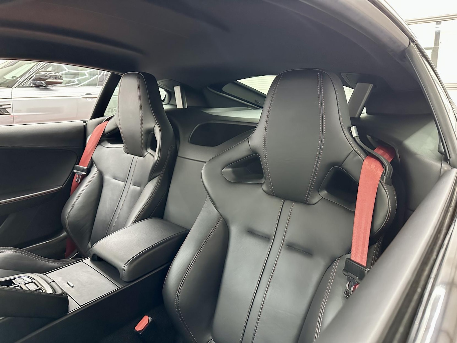 Used Jaguar F-Type 2015 for sale - 77833755: Photo 30