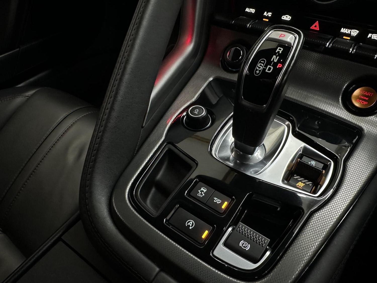 Used Jaguar F-Type 2015 for sale - 77833755: Photo 45