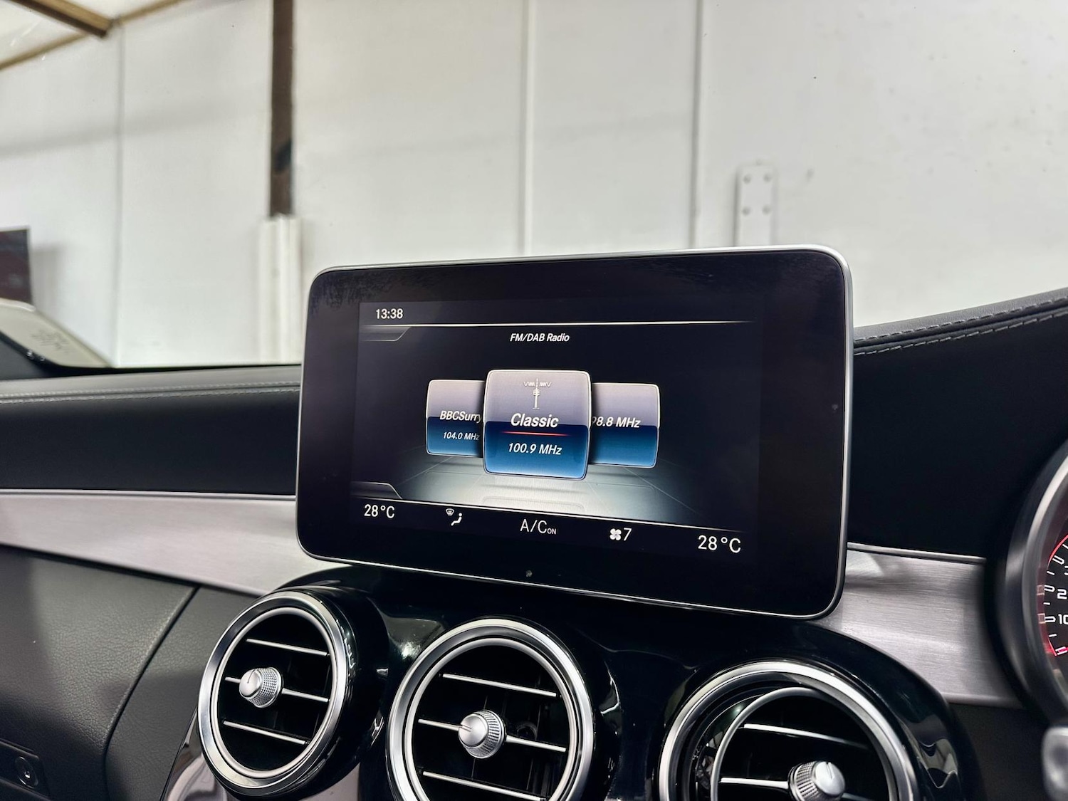 Used Mercedes-Benz C Class 2017 for sale - 77420627: Photo 37