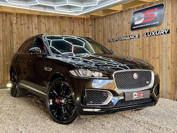 Used Jaguar F-Pace 2018 for sale - 79235081: Photo