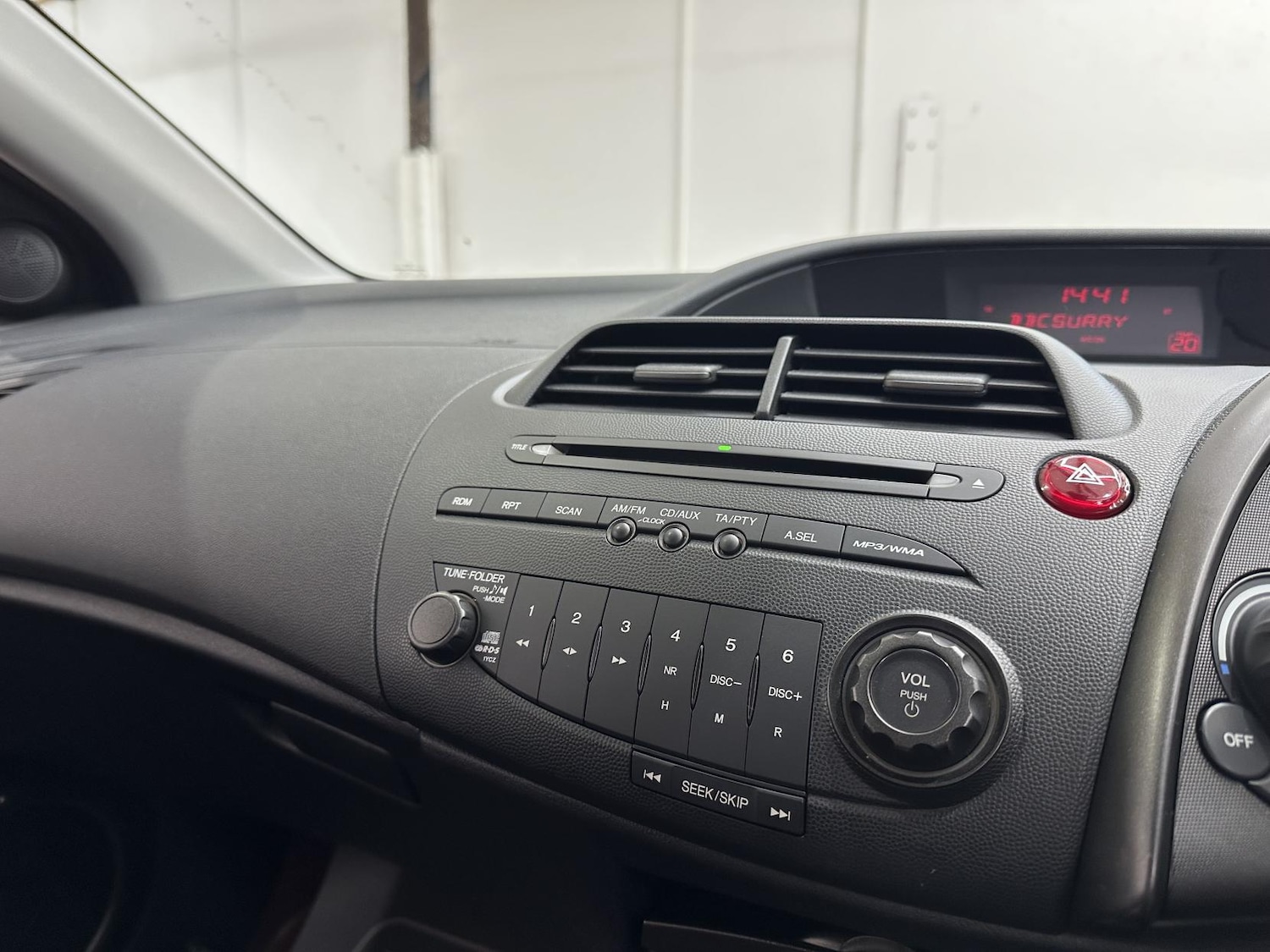 Used Honda Civic 2010 for sale - 77921741: Photo 29