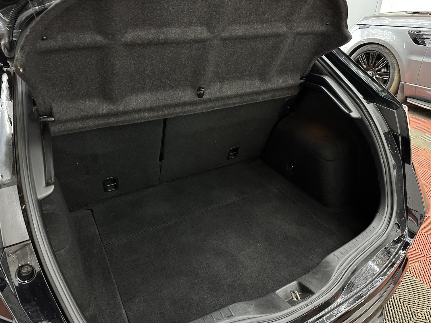 Used Honda Civic 2010 for sale - 77921741: Photo 9