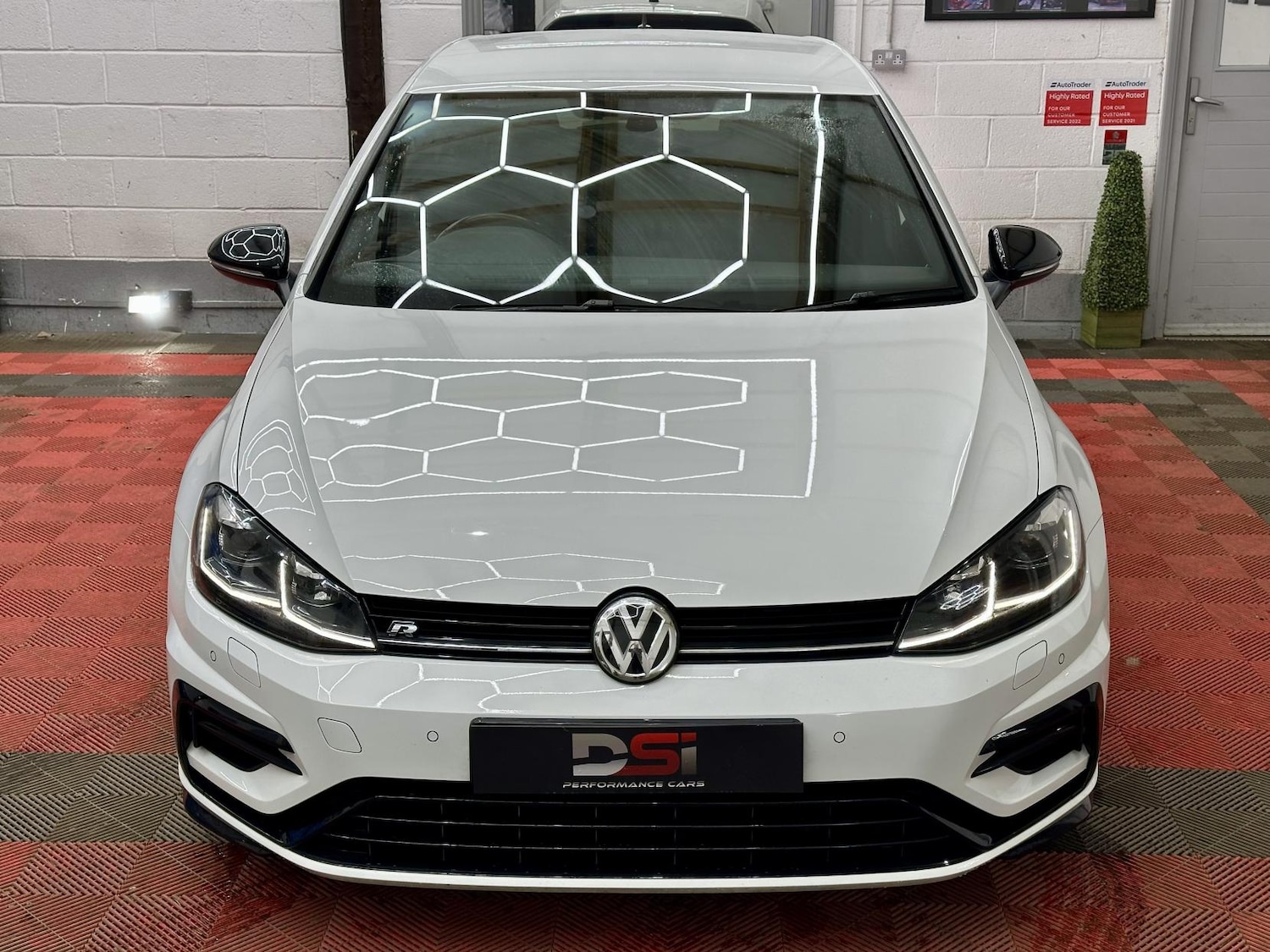 Used Volkswagen Golf 2018 for sale - 77420615: Photo 2