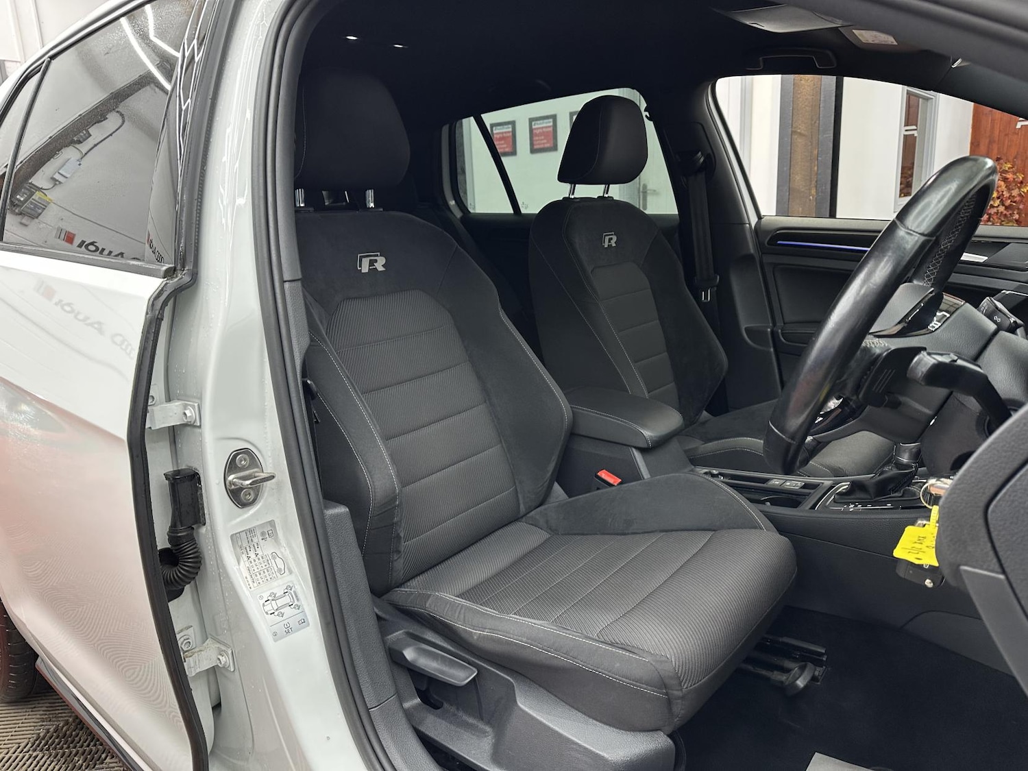 Used Volkswagen Golf 2018 for sale - 77420615: Photo 20