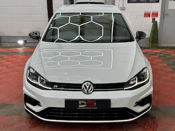 Used Volkswagen Golf 2018 for sale - 77420615: Photo