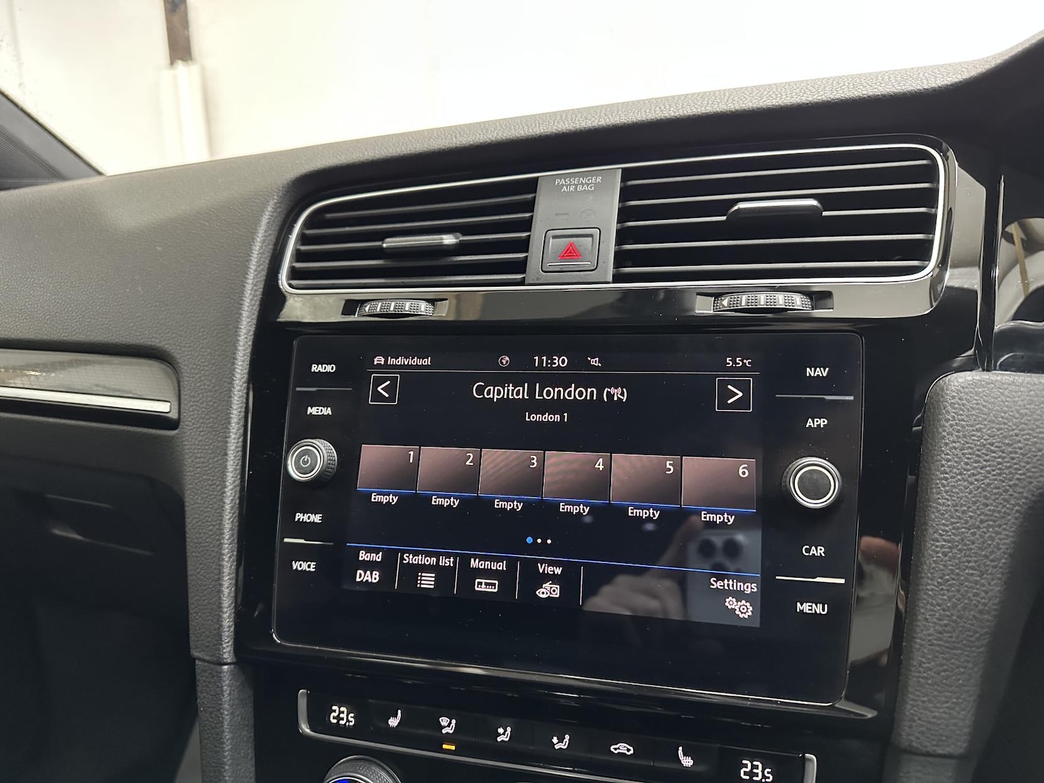 Used Volkswagen Golf 2018 for sale - 77420615: Photo 33