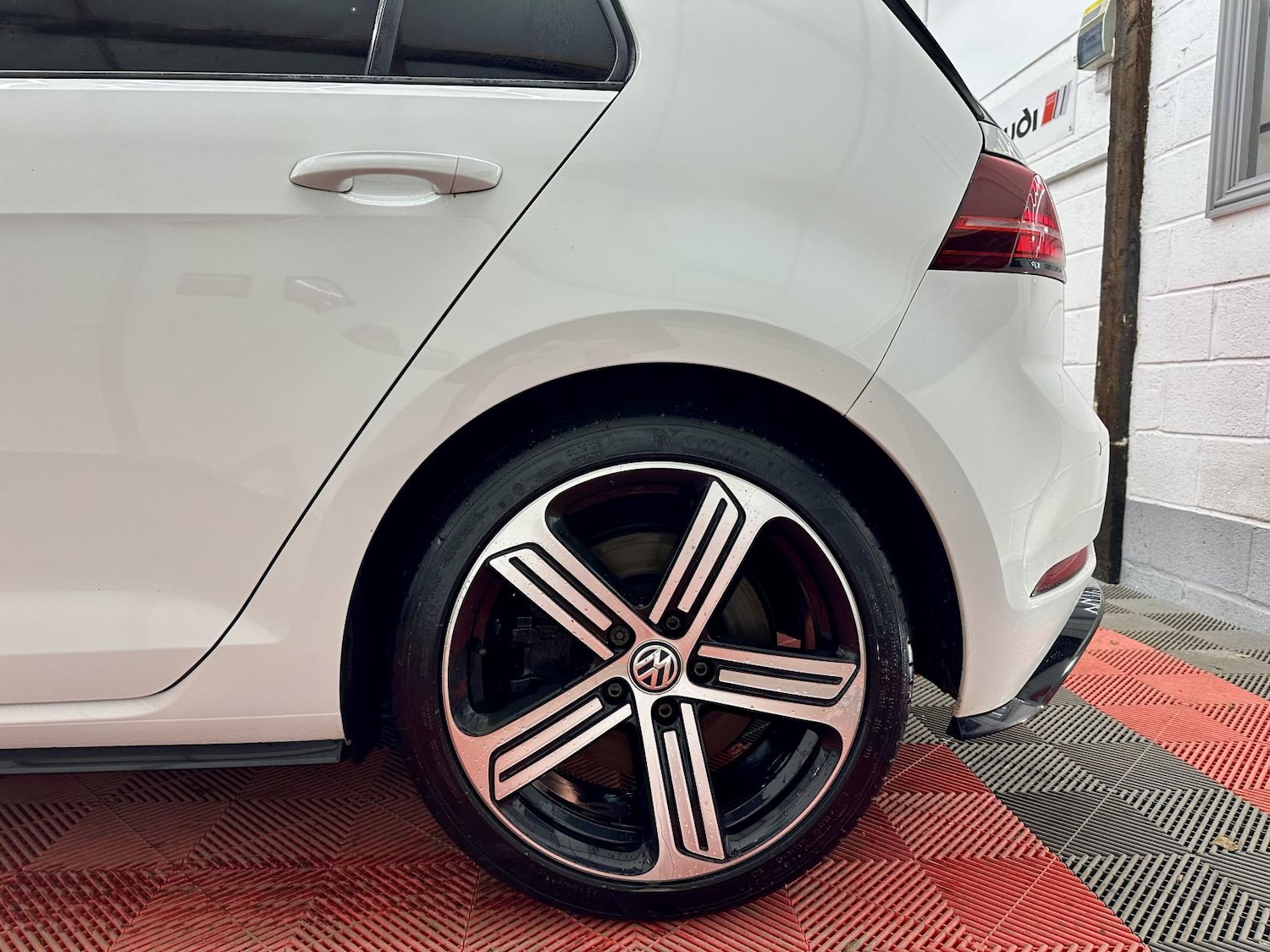 Used Volkswagen Golf 2018 for sale - 77420615: Photo 7