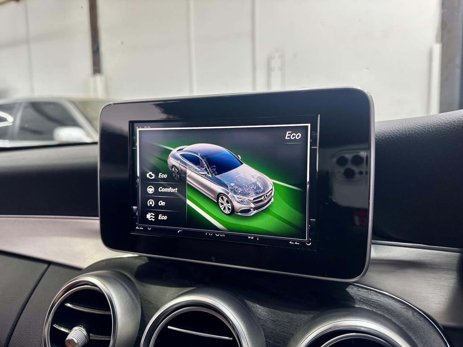 Used Mercedes-Benz C Class 2017 for sale - 77154730: Photo 35