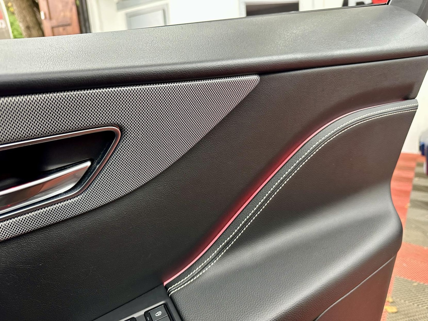 Used Jaguar F-Pace 2018 for sale - 76922257: Photo 18