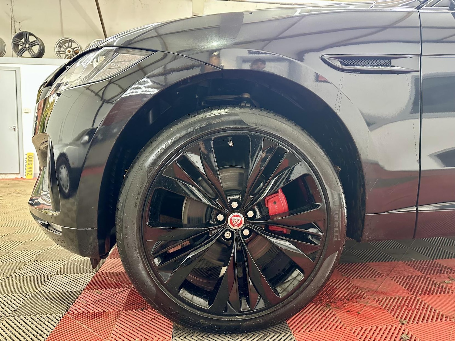 Used Jaguar F-Pace 2018 for sale - 76922257: Photo 19