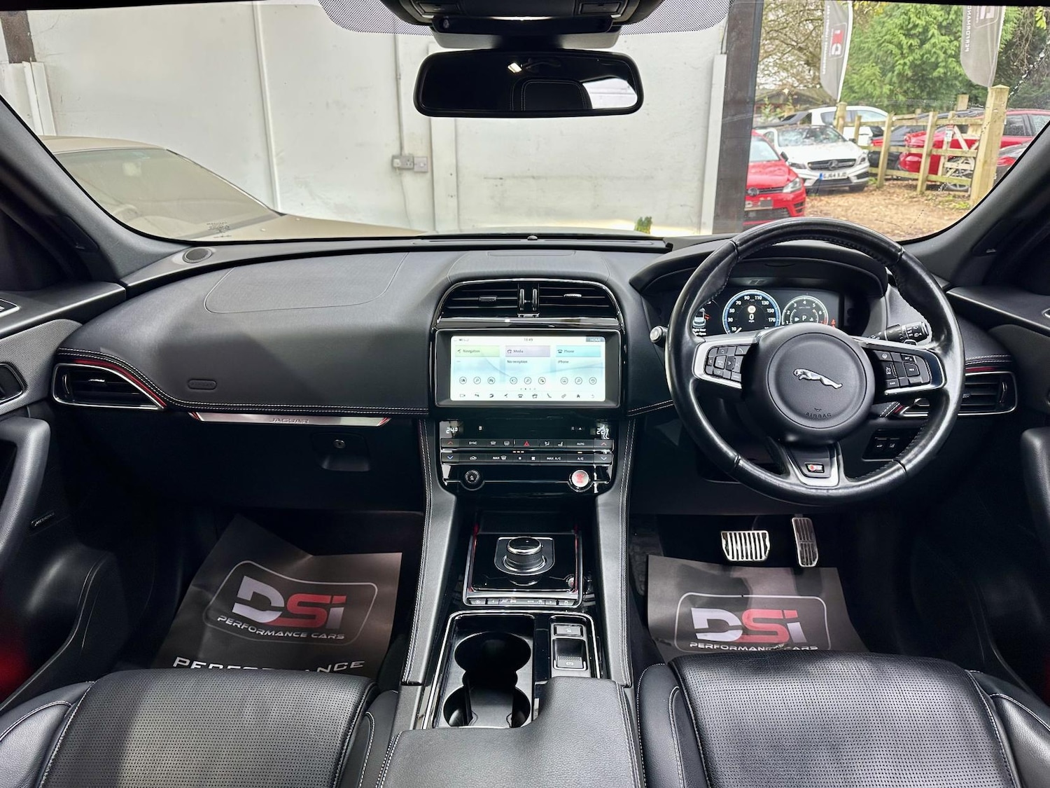 Used Jaguar F-Pace 2018 for sale - 76922257: Photo 30