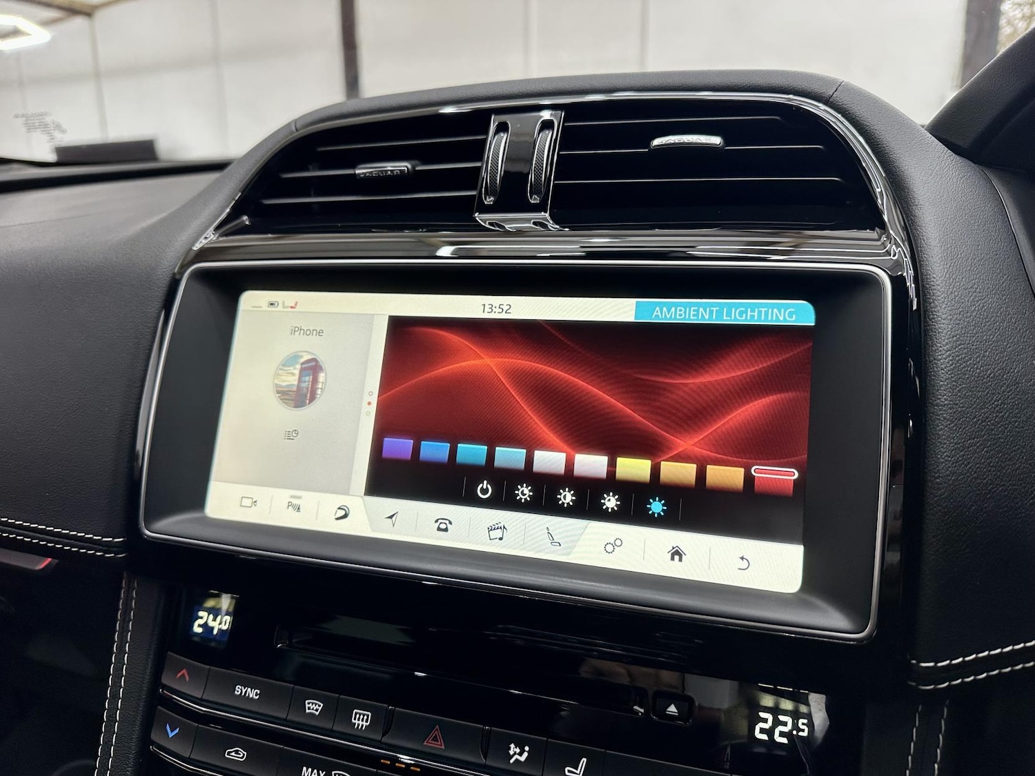 Used Jaguar F-Pace 2018 for sale - 76922257: Photo 48