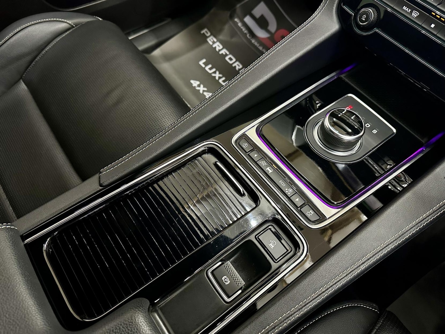 Used Jaguar F-Pace 2018 for sale - 76922257: Photo 50