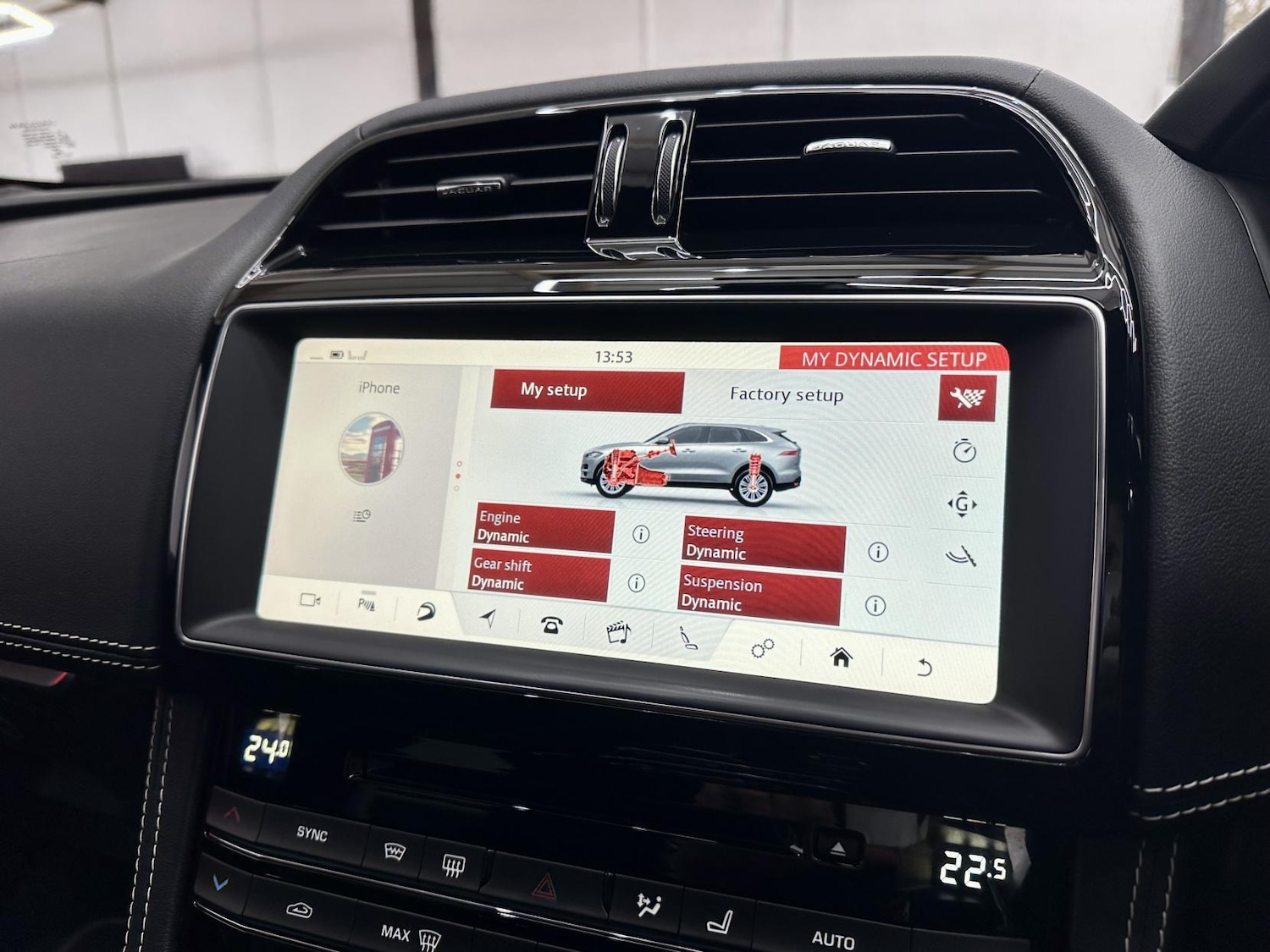 Used Jaguar F-Pace 2018 for sale - 76922257: Photo 56