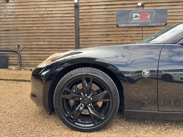 Used Nissan 370 Z 2010 for sale - 76273166: Photo 10