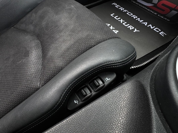 Used Nissan 370 Z 2010 for sale - 76273166: Photo 17