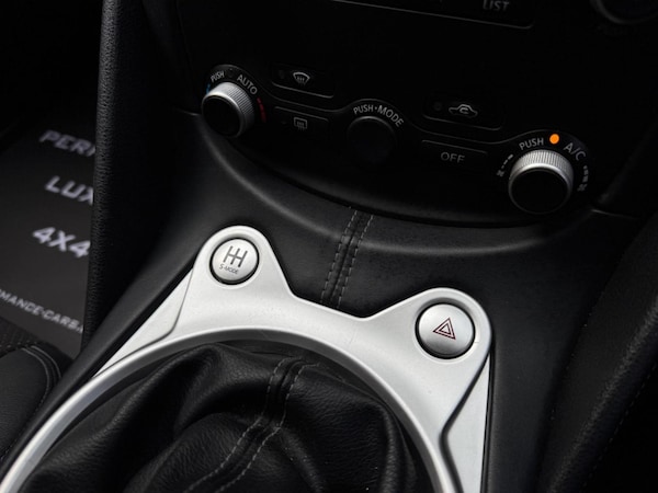 Used Nissan 370 Z 2010 for sale - 76273166: Photo 19