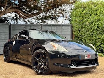 Nissan - 370 Z