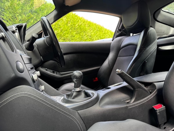 Used Nissan 370 Z 2010 for sale - 76273166: Photo 30