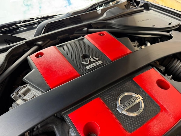 Used Nissan 370 Z 2010 for sale - 76273166: Photo 38