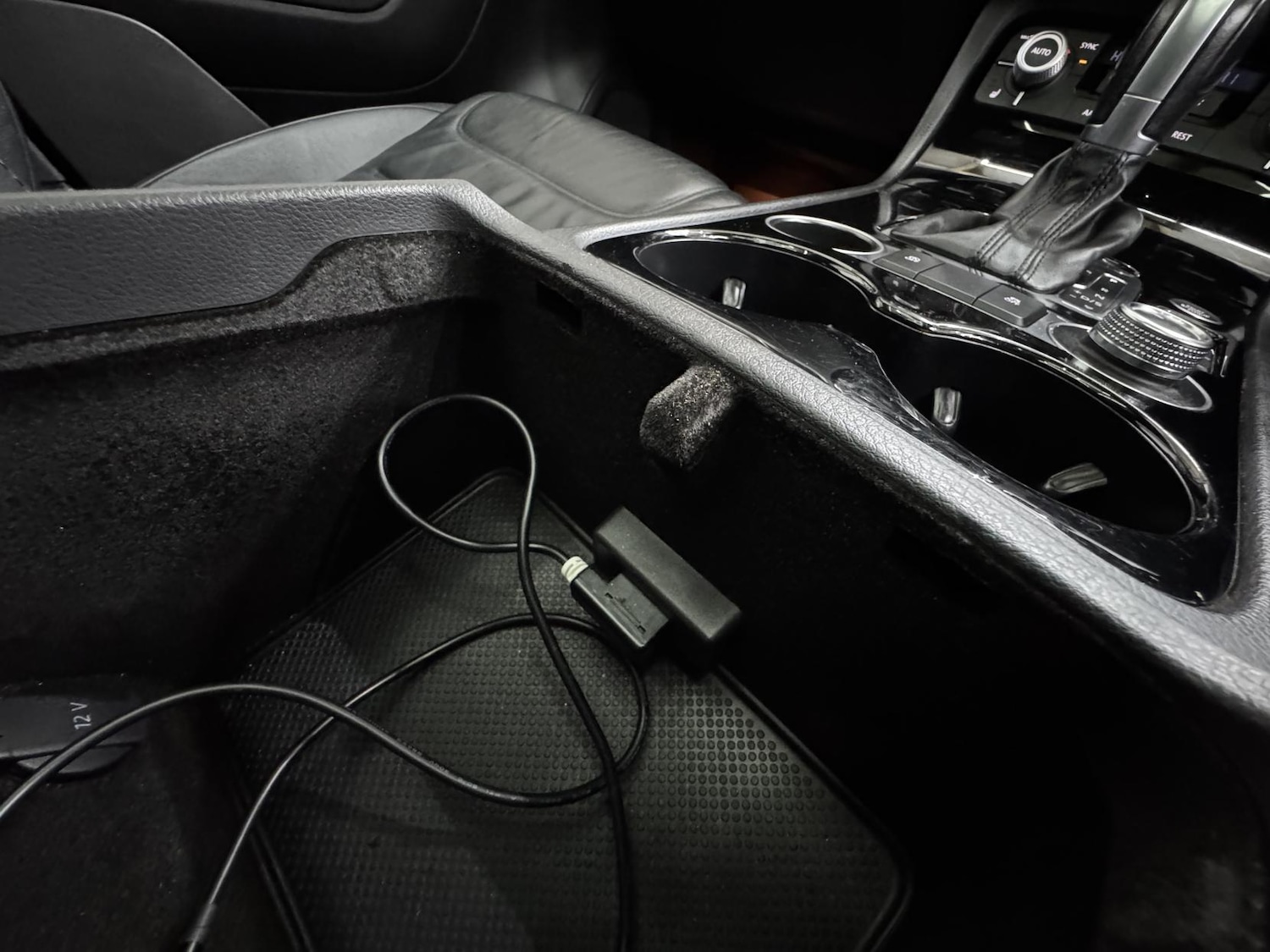 Used Volkswagen Touareg 2017 for sale - 77644116: Photo 43