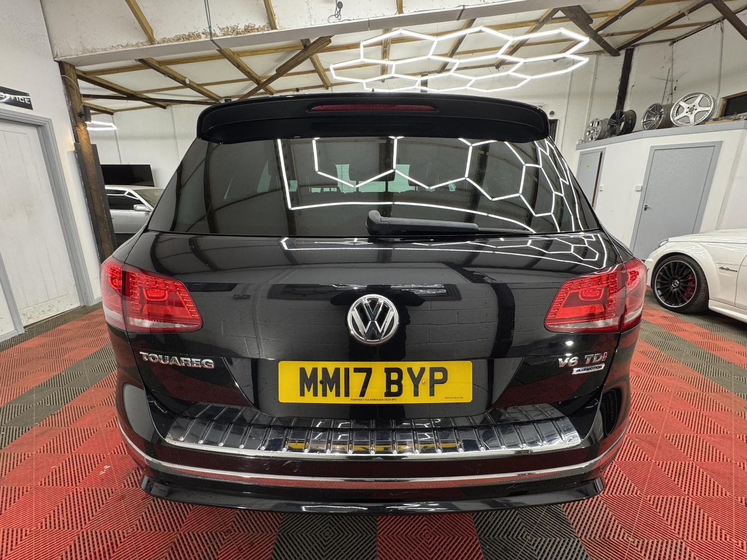 Used Volkswagen Touareg 2017 for sale - 77644116: Photo 7