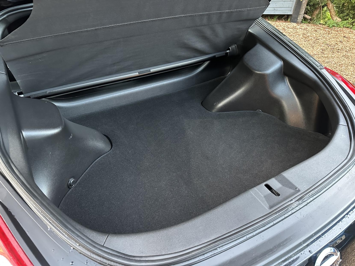 Used Nissan 370 Z 2015 for sale - 76709830: Photo 11