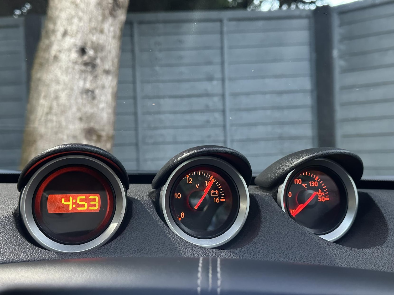 Used Nissan 370 Z 2015 for sale - 76709830: Photo 28