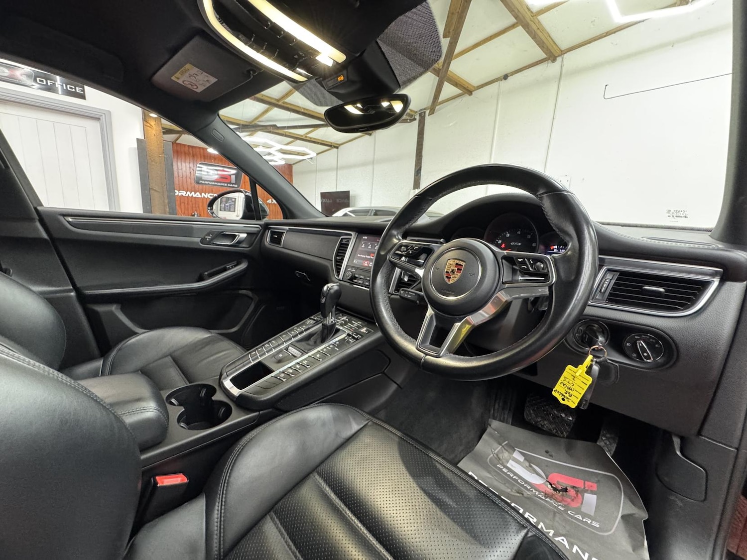 Used Porsche Macan 2016 for sale - 76822120: Photo 19