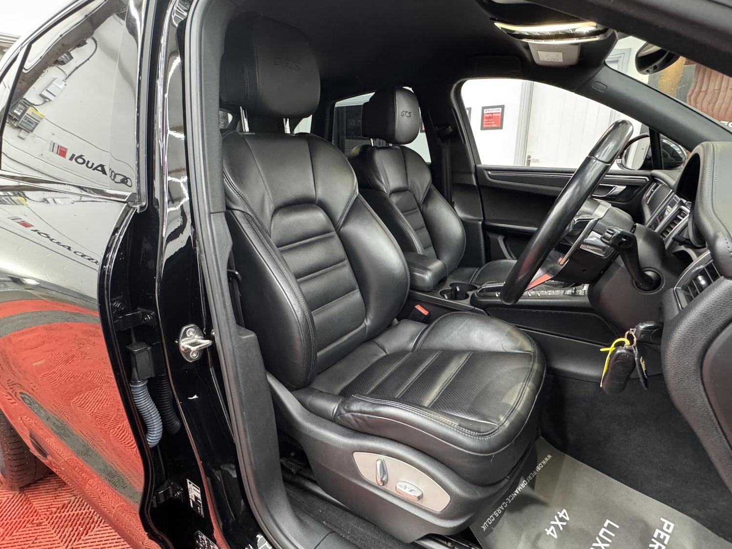 Used Porsche Macan 2016 for sale - 76822120: Photo 20