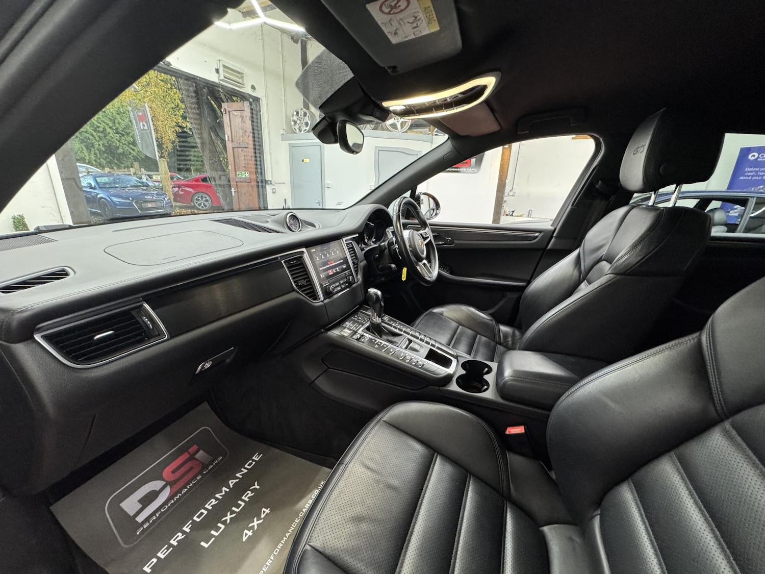 Used Porsche Macan 2016 for sale - 76822120: Photo 27