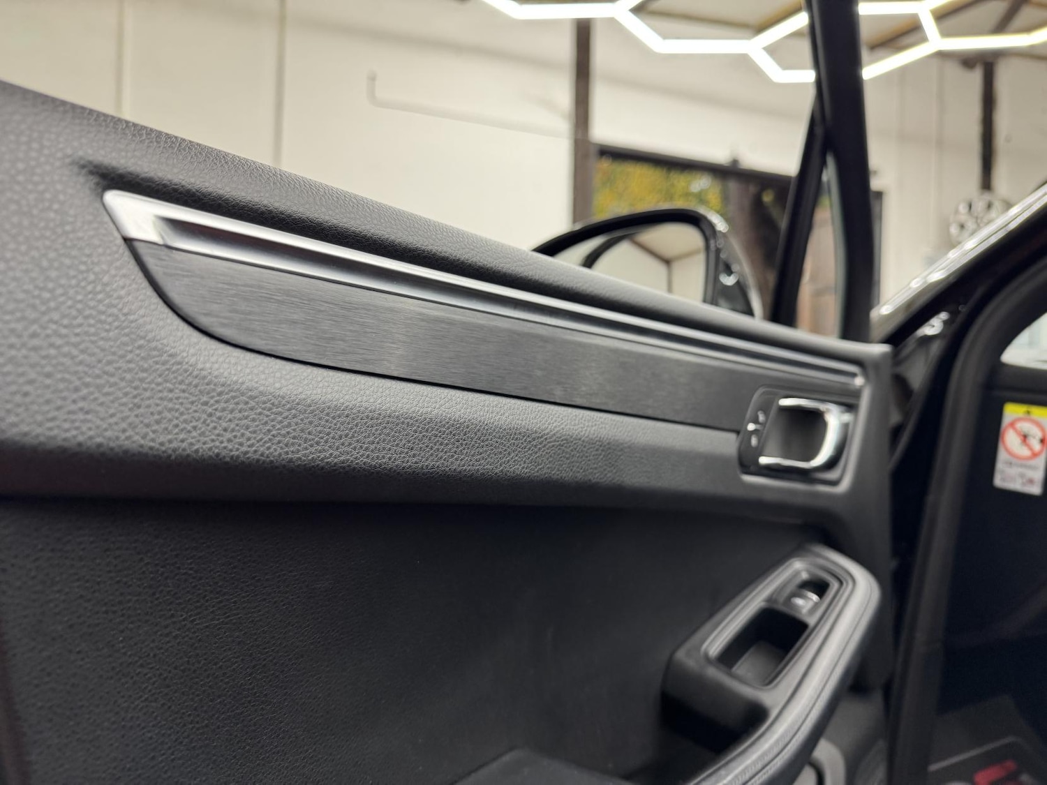 Used Porsche Macan 2016 for sale - 76822120: Photo 29