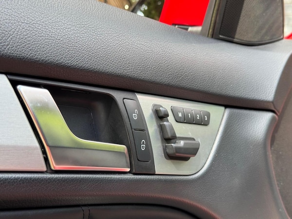 Used Mercedes-Benz C-Class 2013 for sale - 75658244: Photo 21