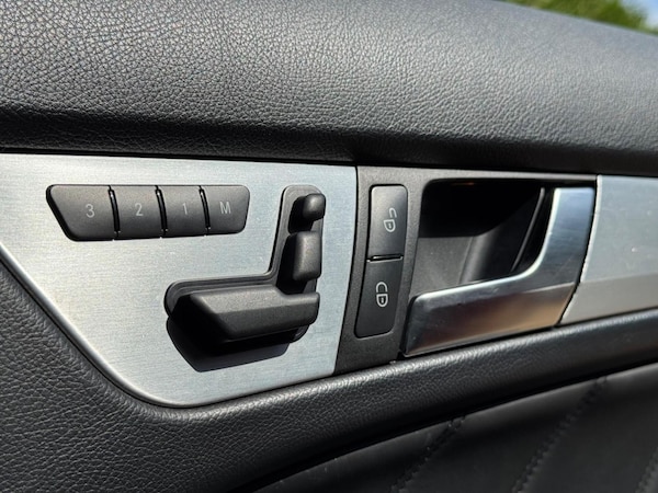 Used Mercedes-Benz C-Class 2013 for sale - 75658244: Photo 23
