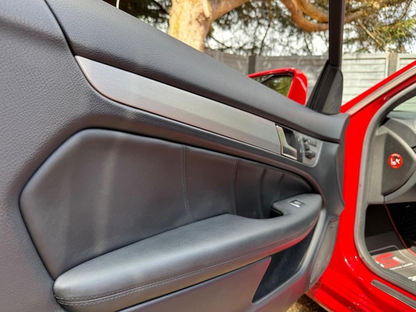 Used Mercedes-Benz C-Class 2013 for sale - 75658244: Photo 30