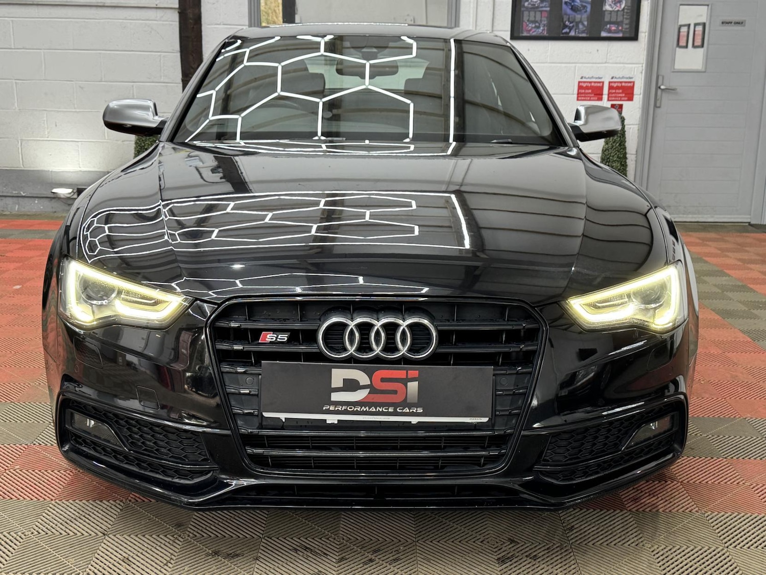 Used Audi S5 2013 for sale - 77988626: Photo 2
