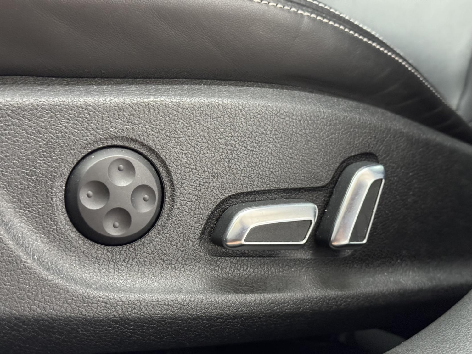 Used Audi S5 2013 for sale - 77988626: Photo 28