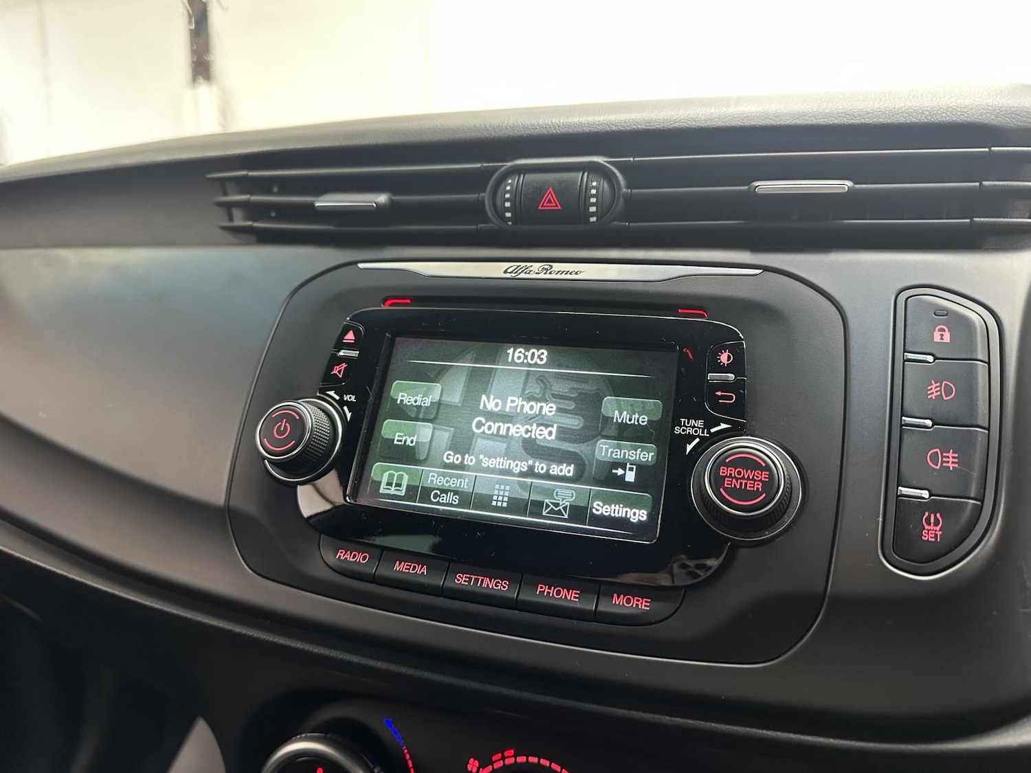 Used Alfa Romeo Giulietta 2015 for sale - 77277682: Photo 33