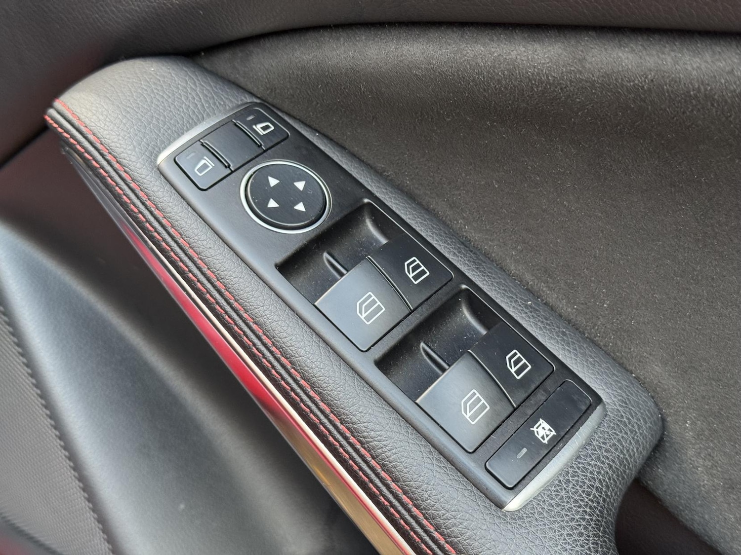 Used Mercedes-Benz A-Class 2015 for sale - 76471816: Photo 19